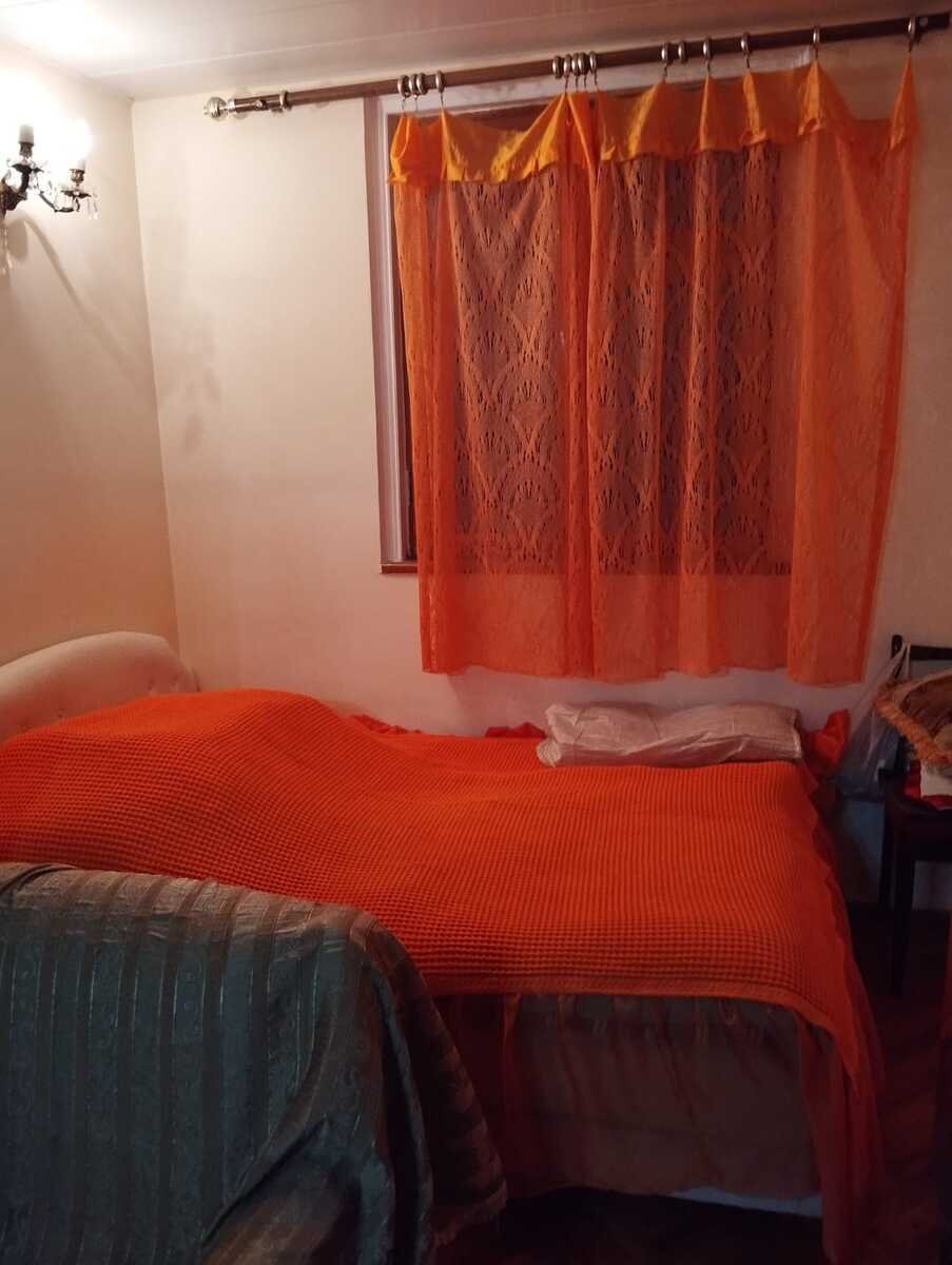 Kirayə verilir 1 otaqlı köhnə tikili, 30 m², Elmlər Akademiyası m.-7