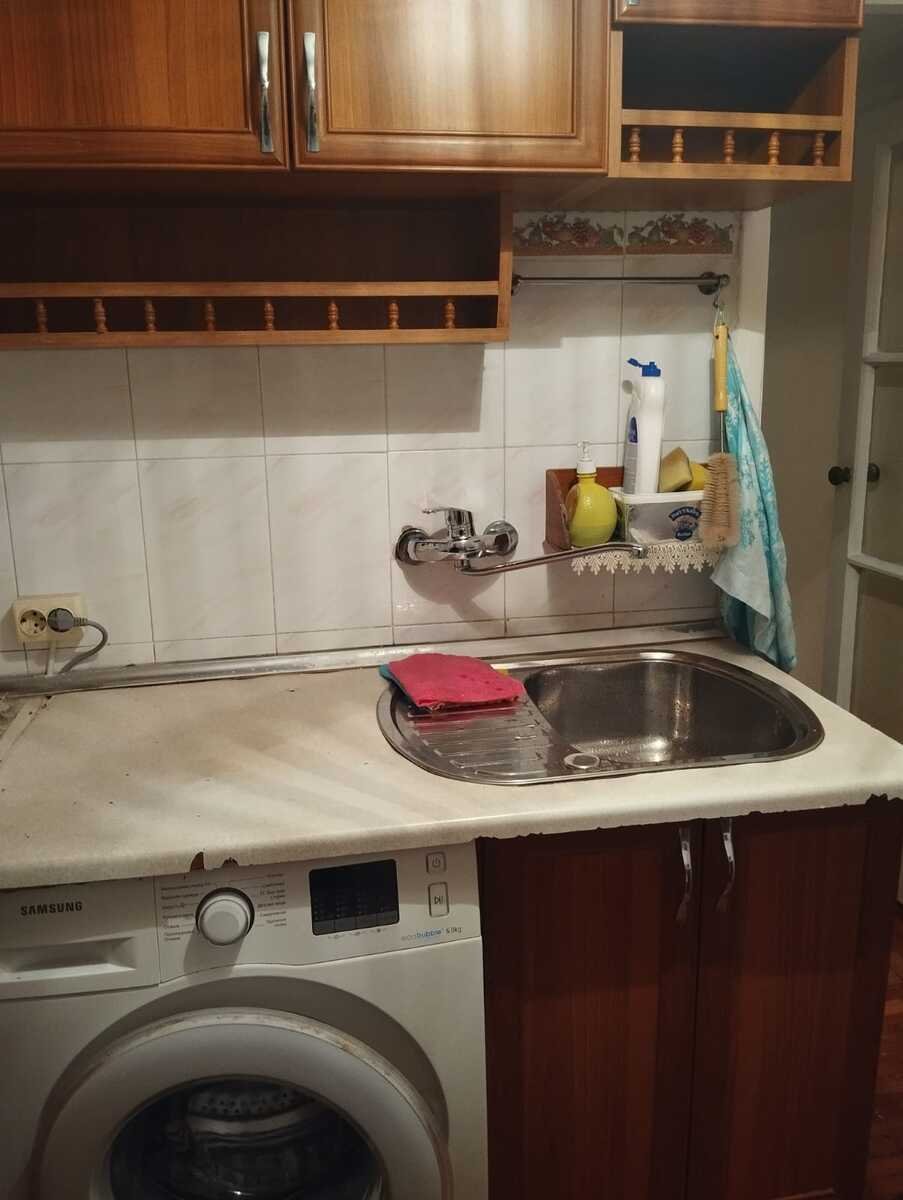 Kirayə verilir 1 otaqlı köhnə tikili, 30 m², Elmlər Akademiyası m.-9