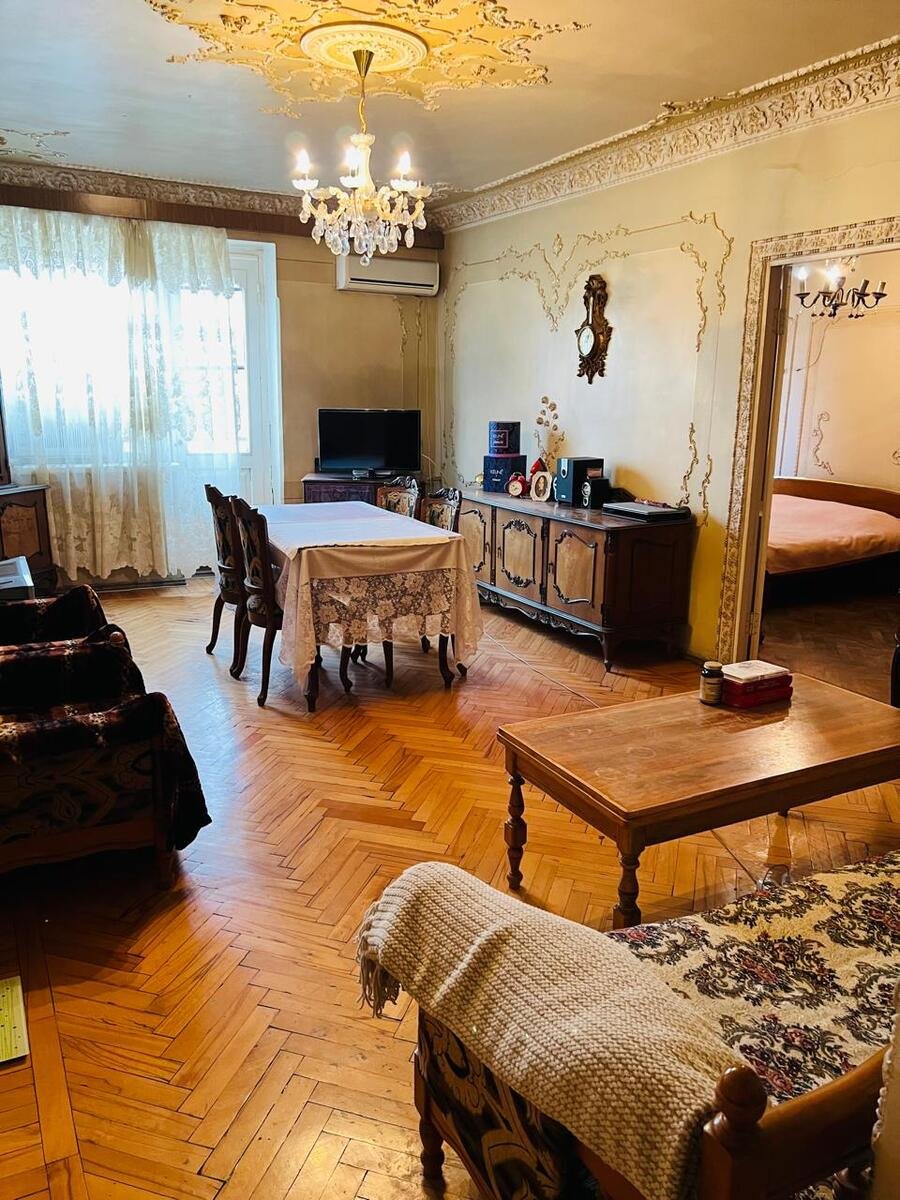 Kirayə verilir 3 otaqlı köhnə tikili, 75 m², Sahil m.-1