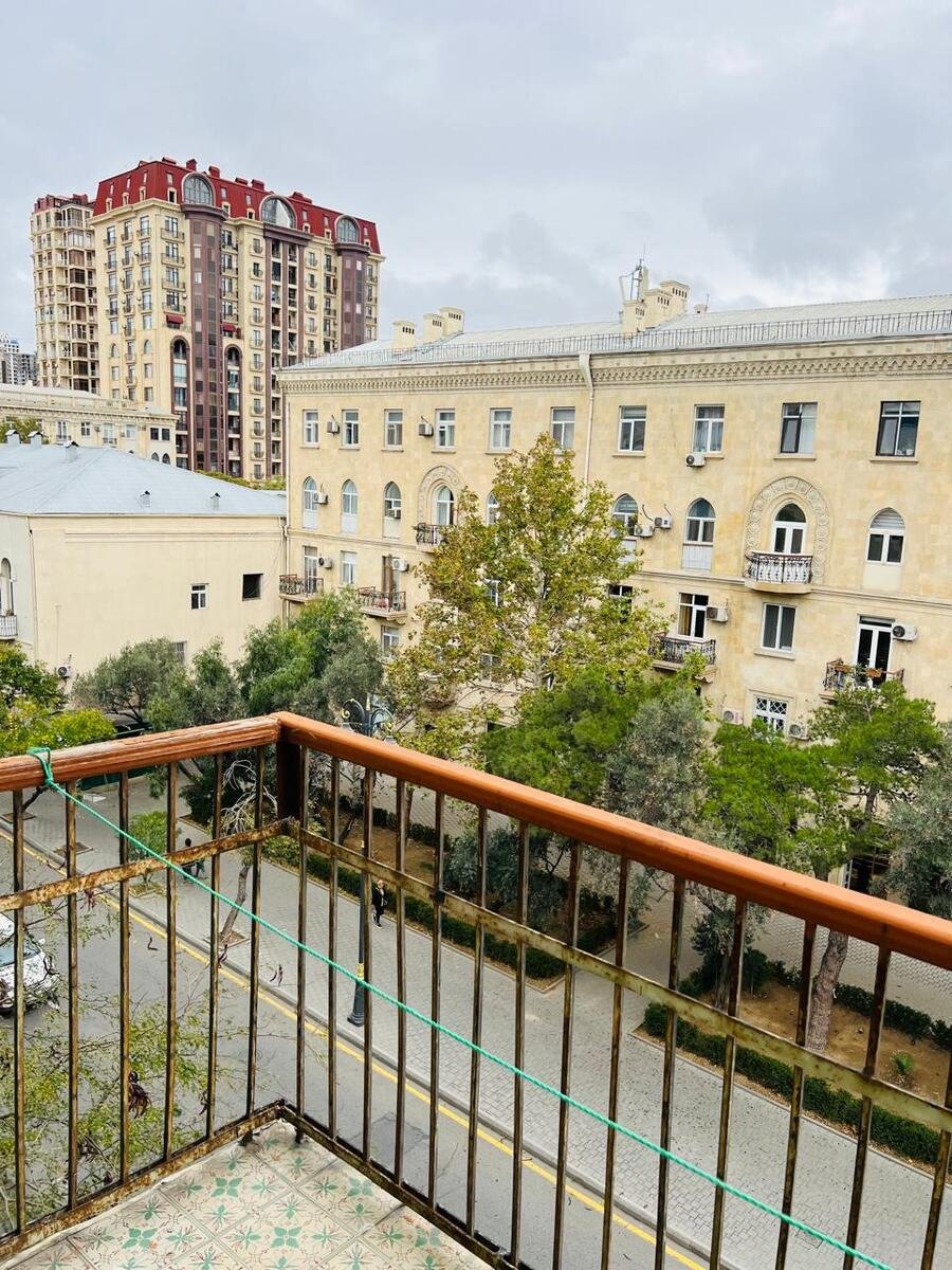 Kirayə verilir 3 otaqlı köhnə tikili, 75 m², Sahil m.-2