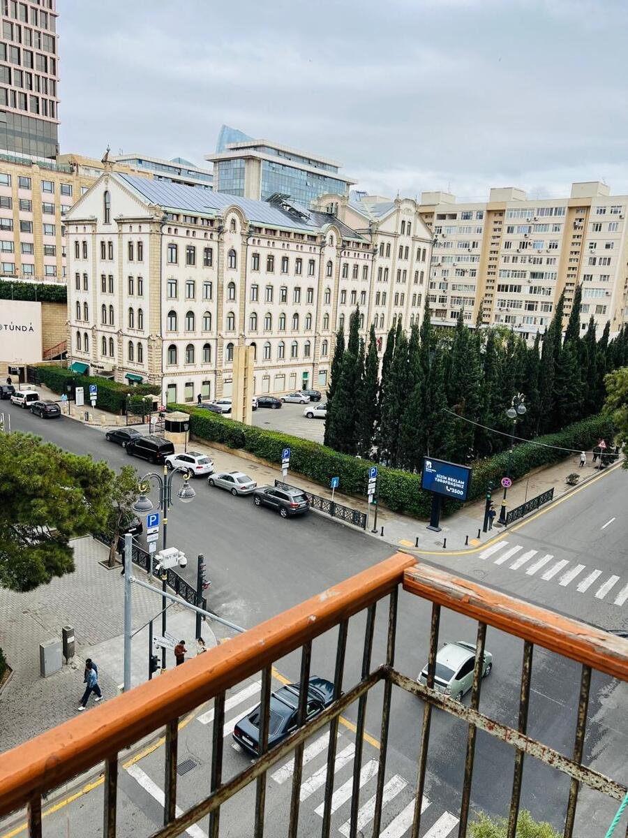 Kirayə verilir 3 otaqlı köhnə tikili, 75 m², Sahil m.-4