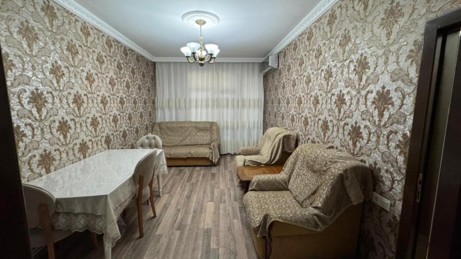 Satılır 3 otaqlı köhnə tikili, 75 m², Memar Əcəmi m.-1