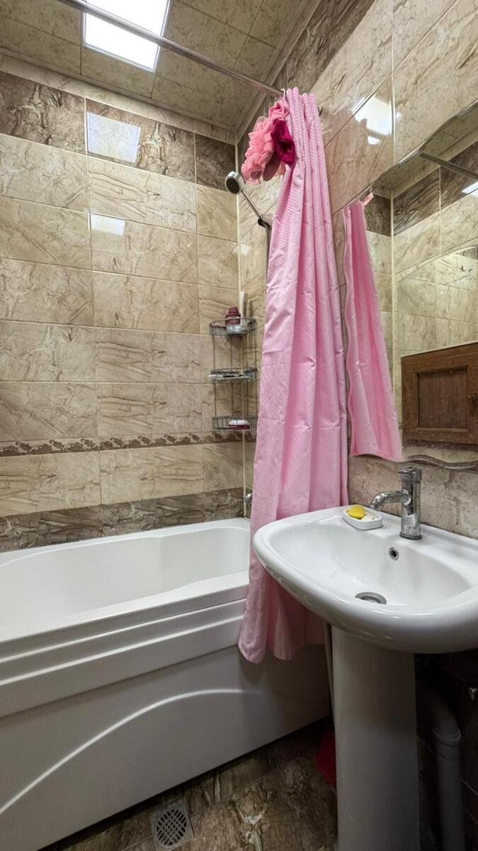 Satılır 3 otaqlı köhnə tikili, 75 m², Memar Əcəmi m.-9