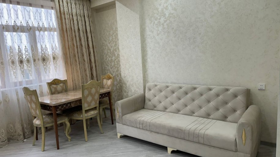 Kirayə verilir 2 otaqlı yeni tikili, 70 m², Bakıxanov (Razin)-2