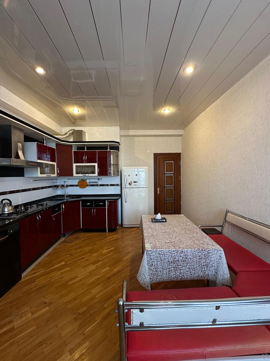 Satılır 3 otaqlı yeni tikili, 176 m², Elmlər Akademiyası m.-3