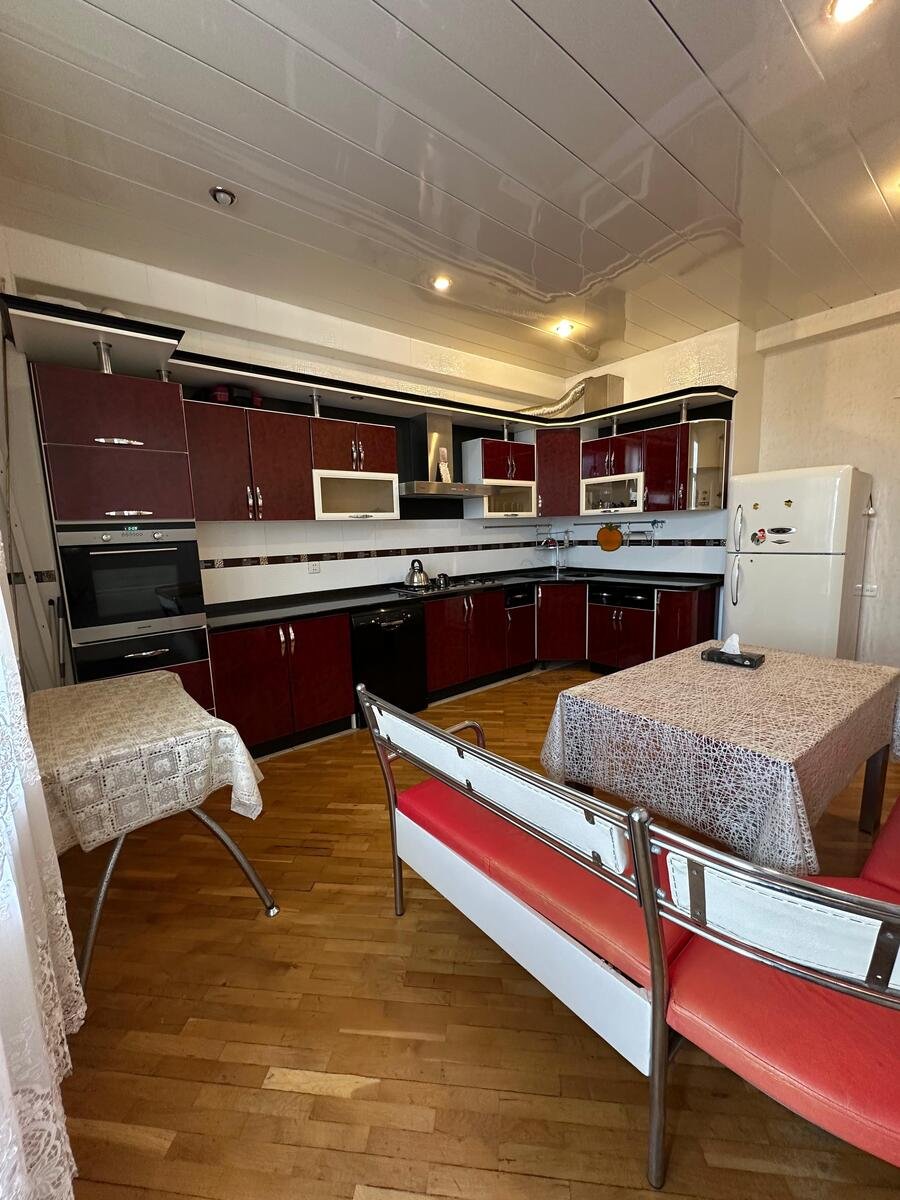 Satılır 3 otaqlı yeni tikili, 176 m², Elmlər Akademiyası m.-8