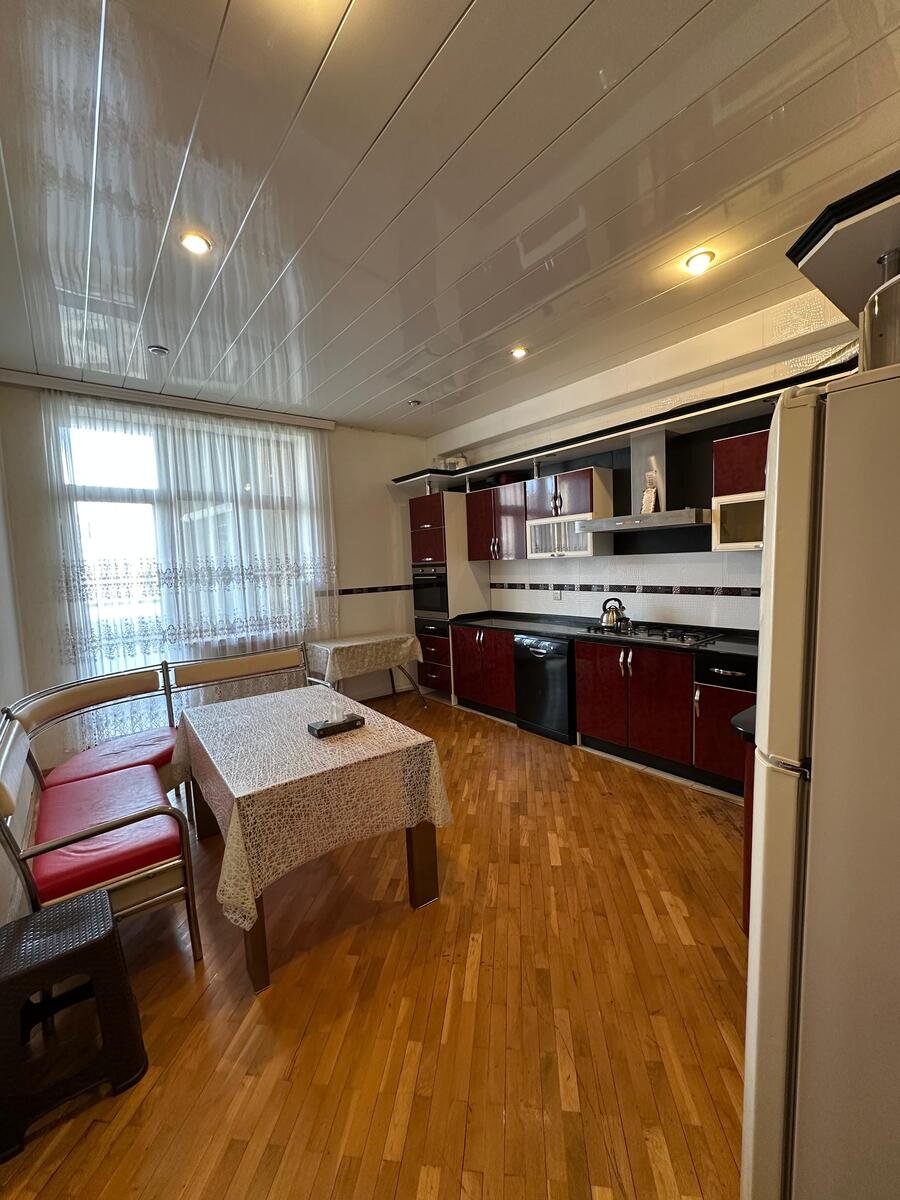 Satılır 3 otaqlı yeni tikili, 176 m², Elmlər Akademiyası m.-11