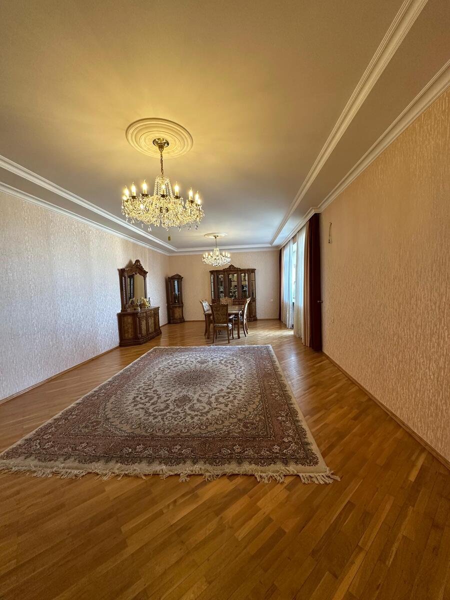 Satılır 3 otaqlı yeni tikili, 176 m², Elmlər Akademiyası m.-16