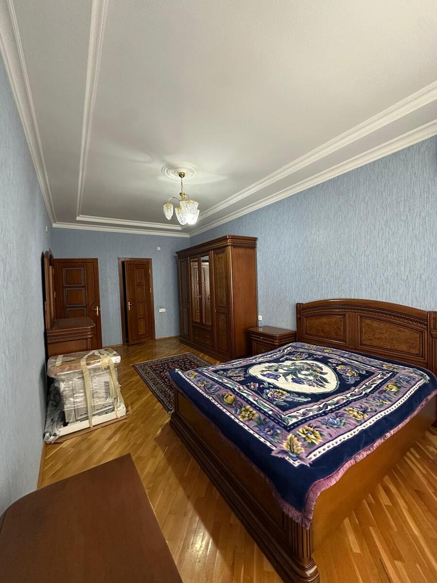 Satılır 3 otaqlı yeni tikili, 176 m², Elmlər Akademiyası m.-19
