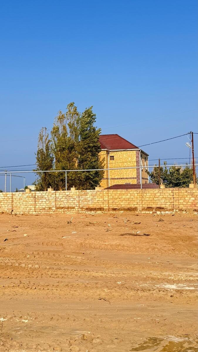 4 sot torpaq satılır, Novxanı-9