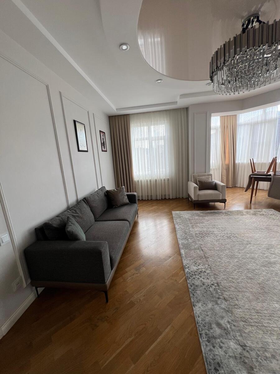 Satılır 4 otaqlı yeni tikili, 145 m², 20 Yanvar m.-2