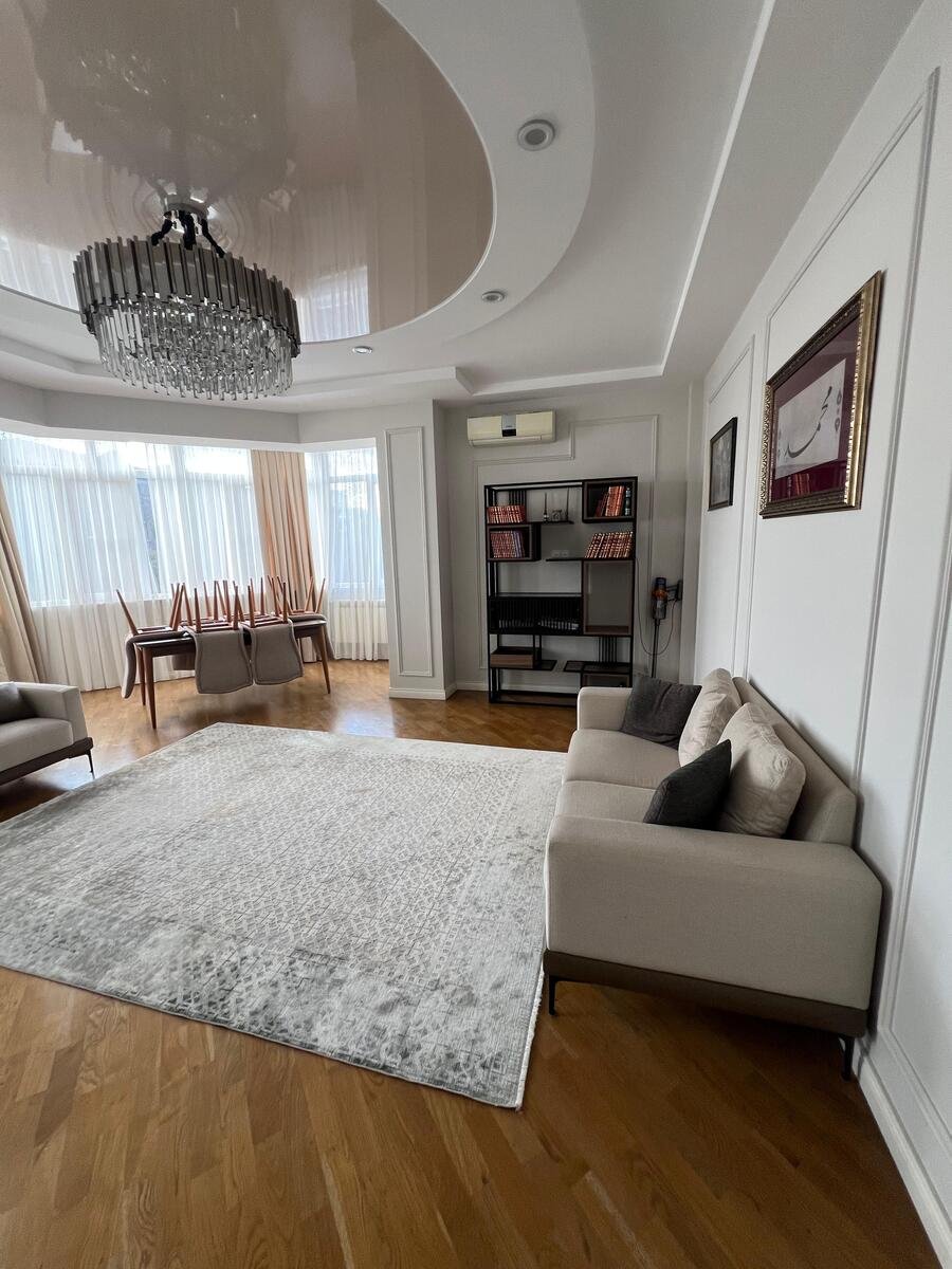 Satılır 4 otaqlı yeni tikili, 145 m², 20 Yanvar m.-10