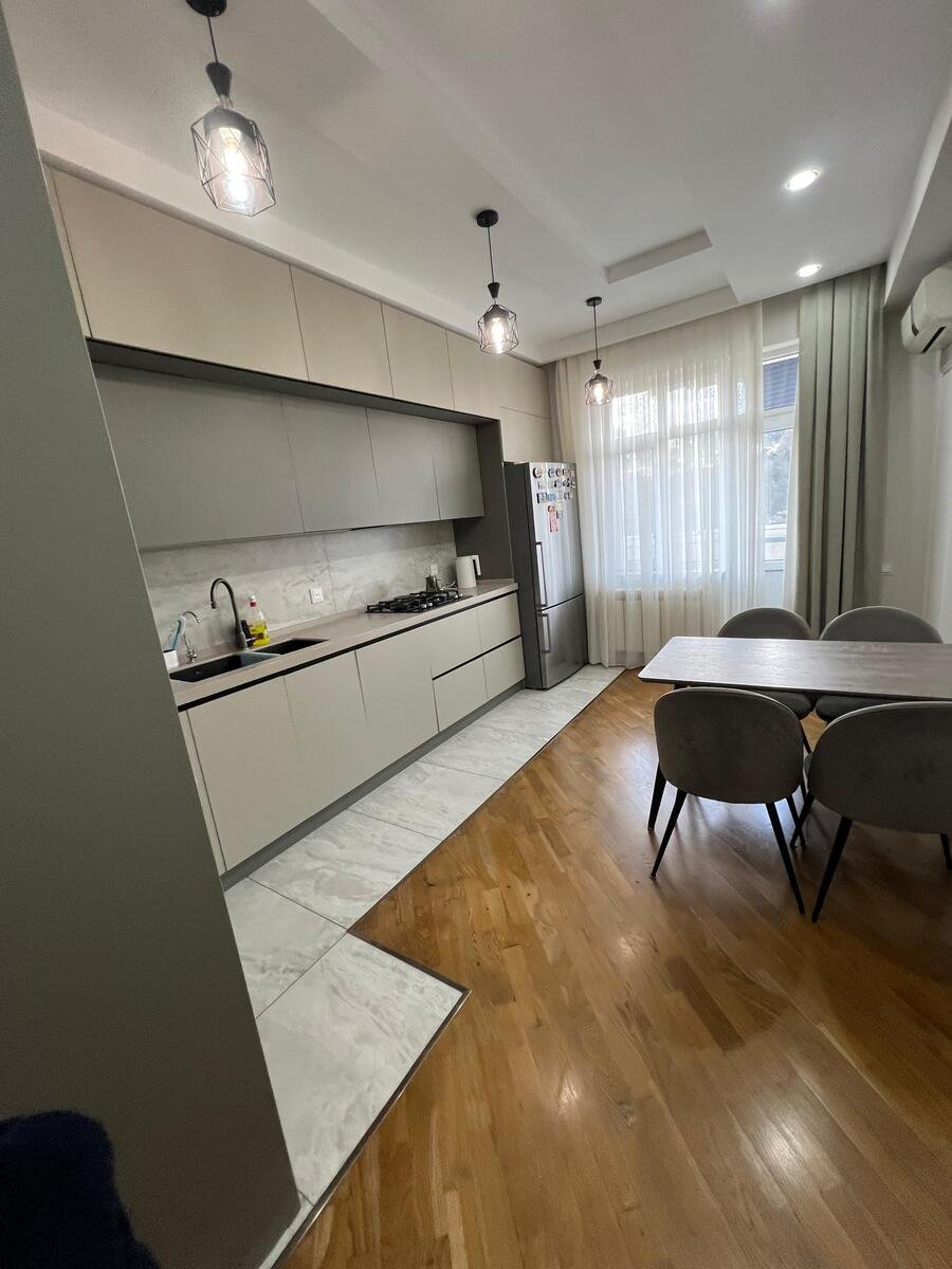 Satılır 4 otaqlı yeni tikili, 145 m², 20 Yanvar m.-18