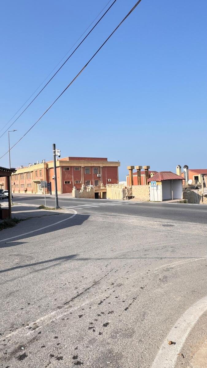 7 sot torpaq satılır, Novxanı-2