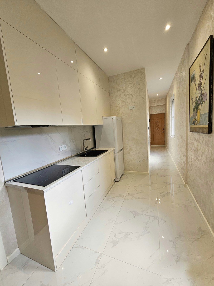 Kirayə verilir 2 otaqlı köhnə tikili, 55 m², İçərişəhər m.-1