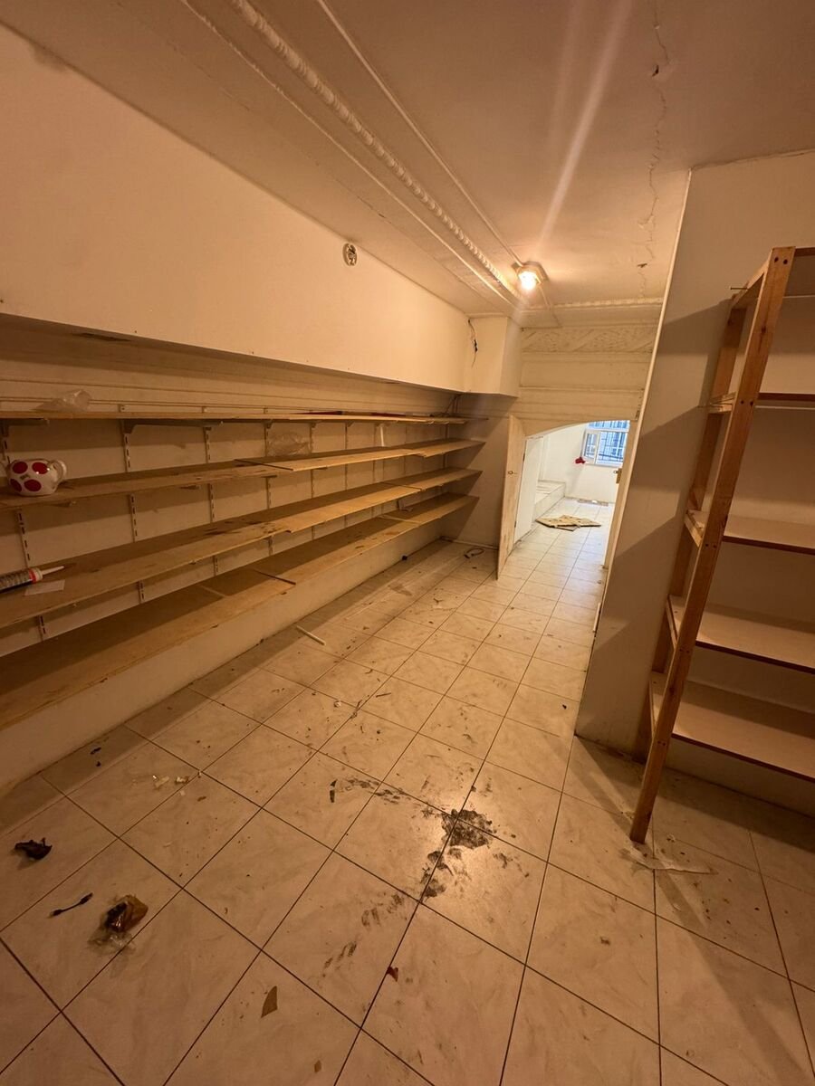 220 kv.m. obyekt icarəyə verilir, 28 May m.-16