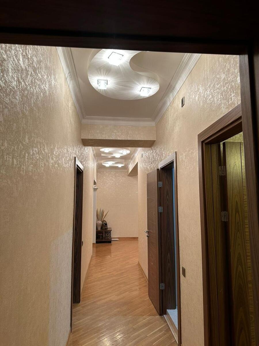 Kirayə verilir 4 otaqlı yeni tikili, 180 m², Nizami m.-12