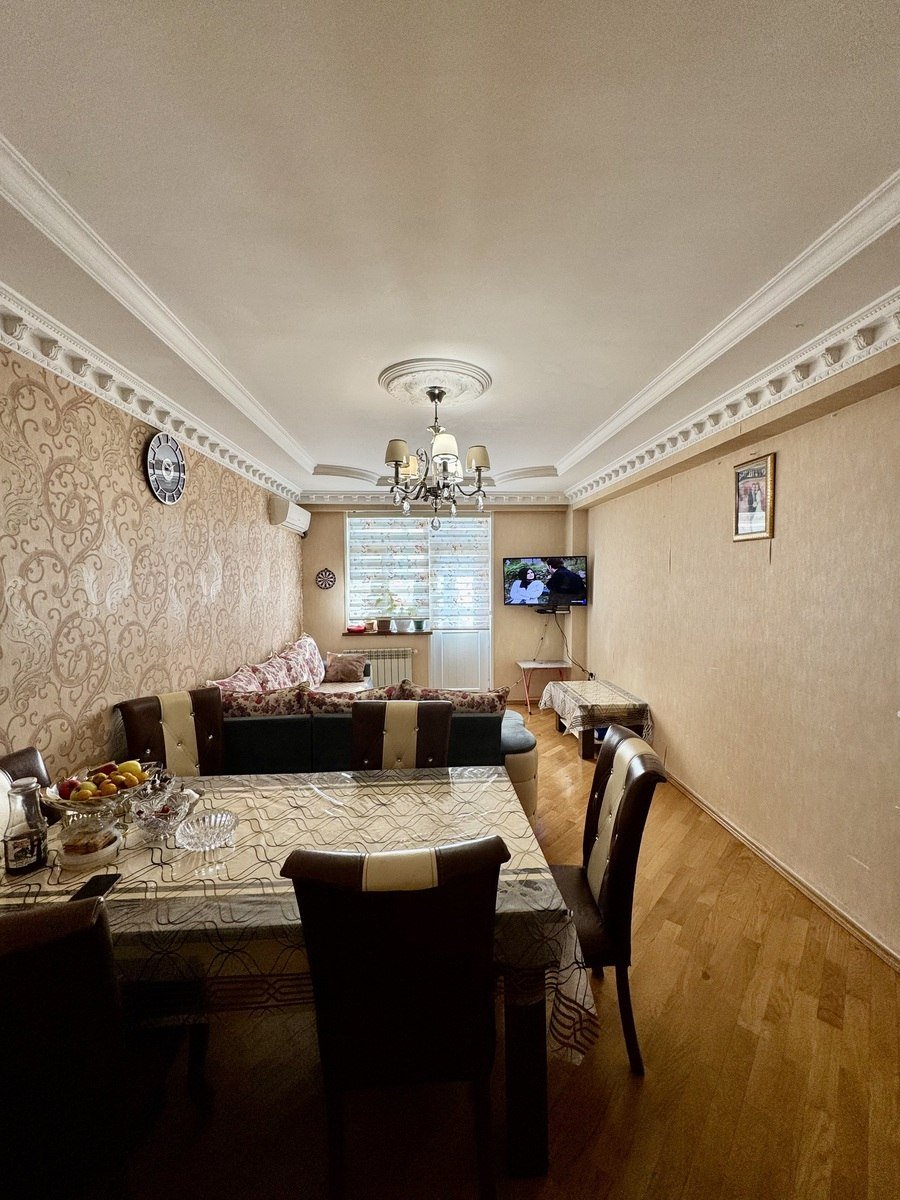 Satılır 2 otaqlı yeni tikili, 62 m², İnşaatçılar m.-1