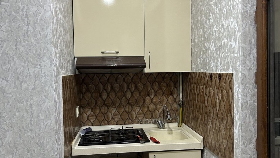 Kirayə verilir 2 otaqlı köhnə tikili, 45 m², Azadlıq Prospekti m.-13