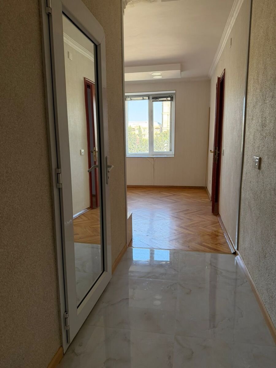 Satılır 3 otaqlı köhnə tikili, 85 m², Gənclik m.-21