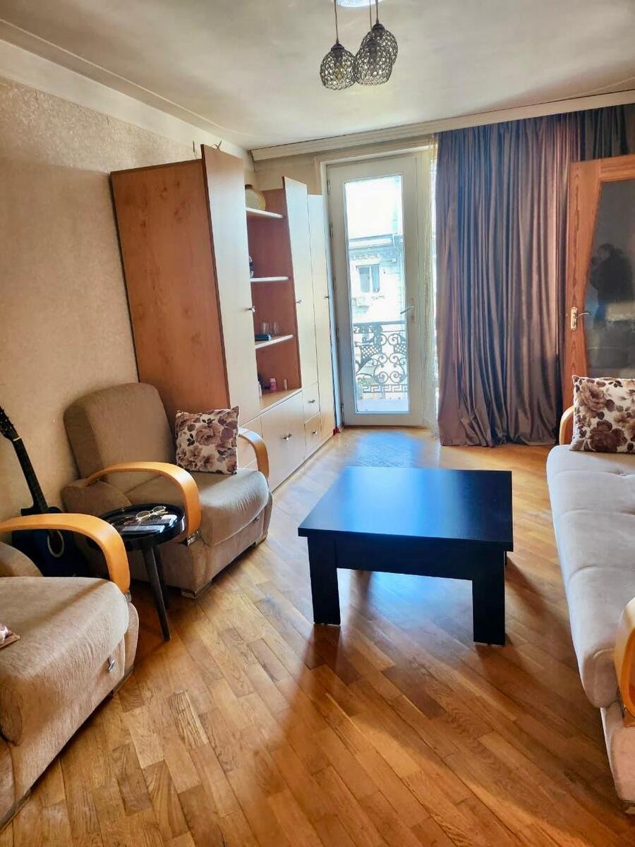 Satılır 2 otaqlı köhnə tikili, 40 m², Xətai m.-1
