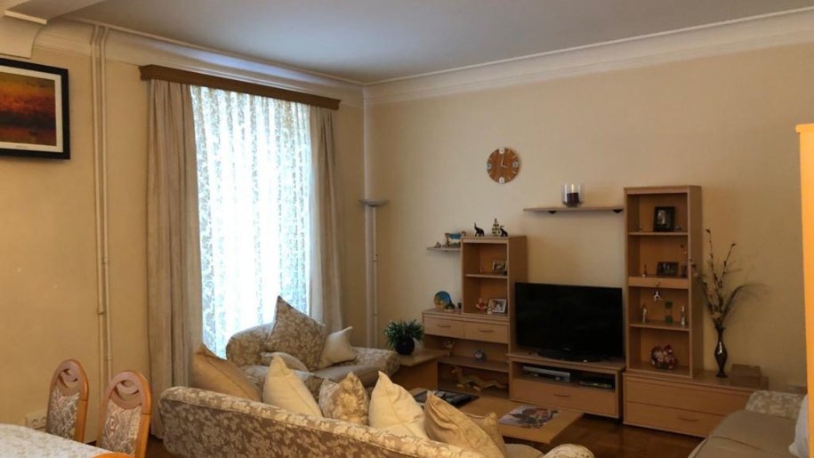 Satılır 4 otaqlı köhnə tikili, 108 m², İçərişəhər m.-12