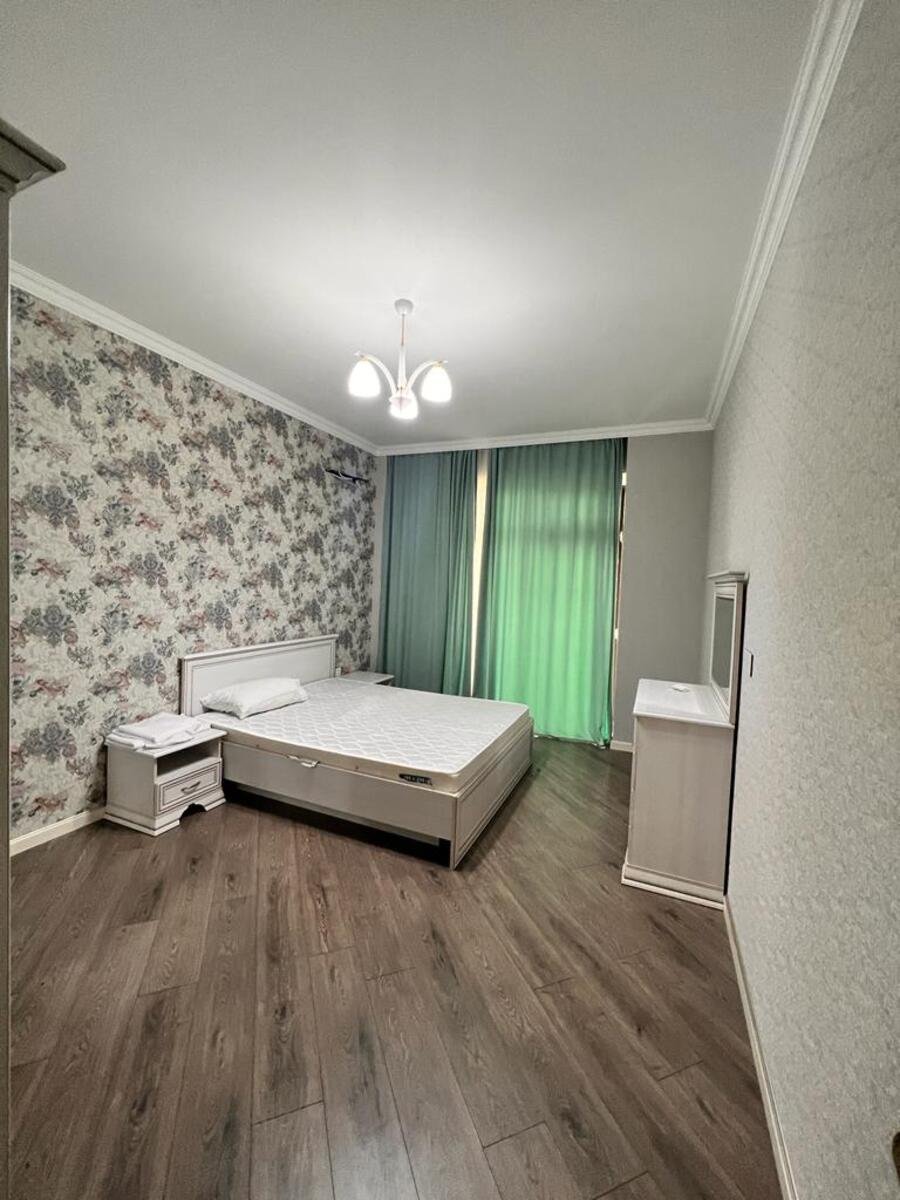 Satılır 2 otaqlı yeni tikili, 105 m², 8 noyabr-5