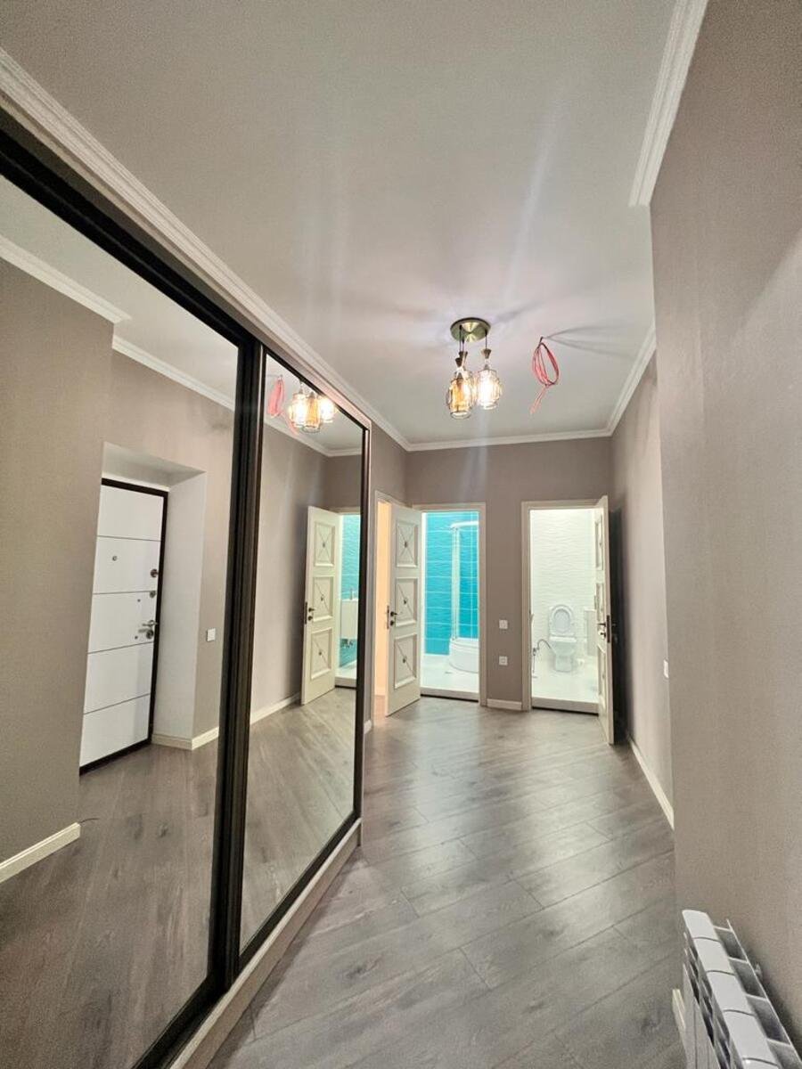 Satılır 2 otaqlı yeni tikili, 105 m², 8 noyabr-12