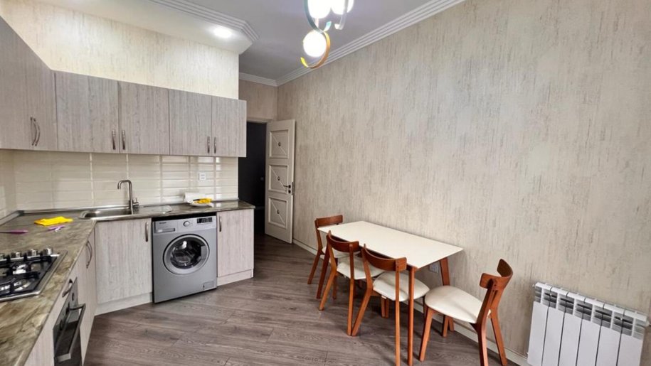 Satılır 2 otaqlı yeni tikili, 105 m², 8 noyabr-14