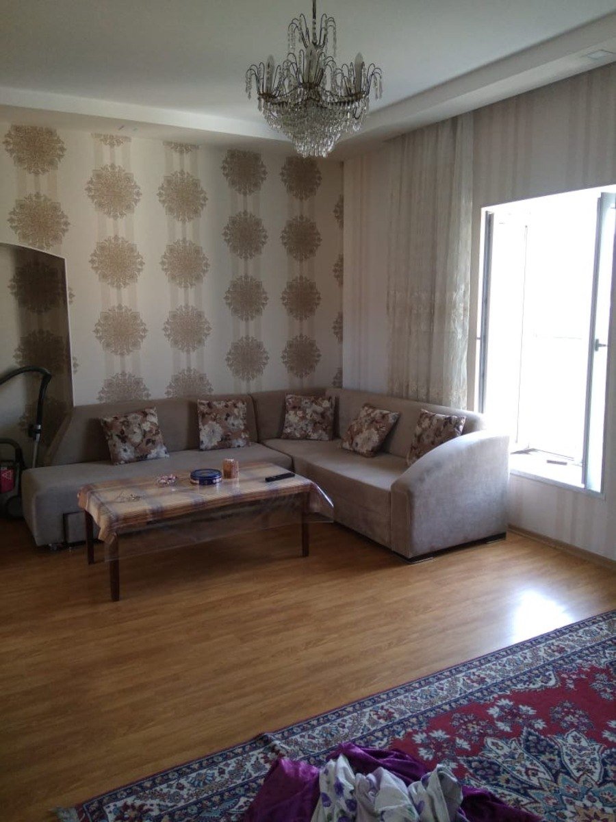 Kirayə verilir 2 otaqlı köhnə tikili, 73 m², Sahil m.-1