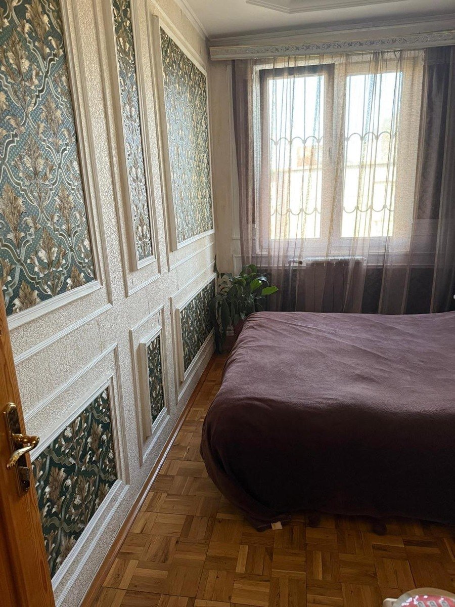 Kirayə verilir 3 otaqlı köhnə tikili, 70 m², Memar Əcəmi m.-6