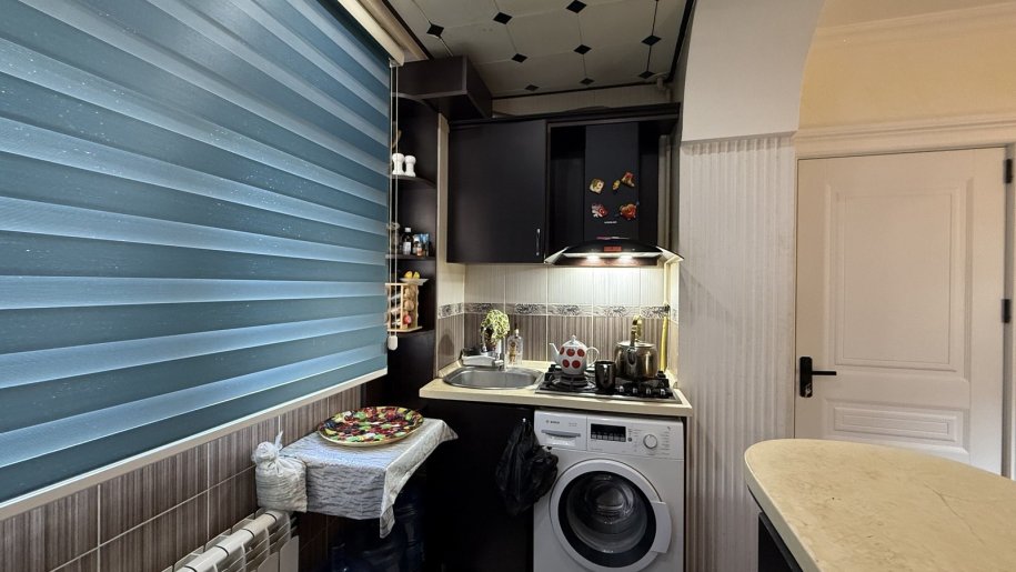 Satılır 2 otaqlı köhnə tikili, 35 m², Elmlər Akademiyası m.-10