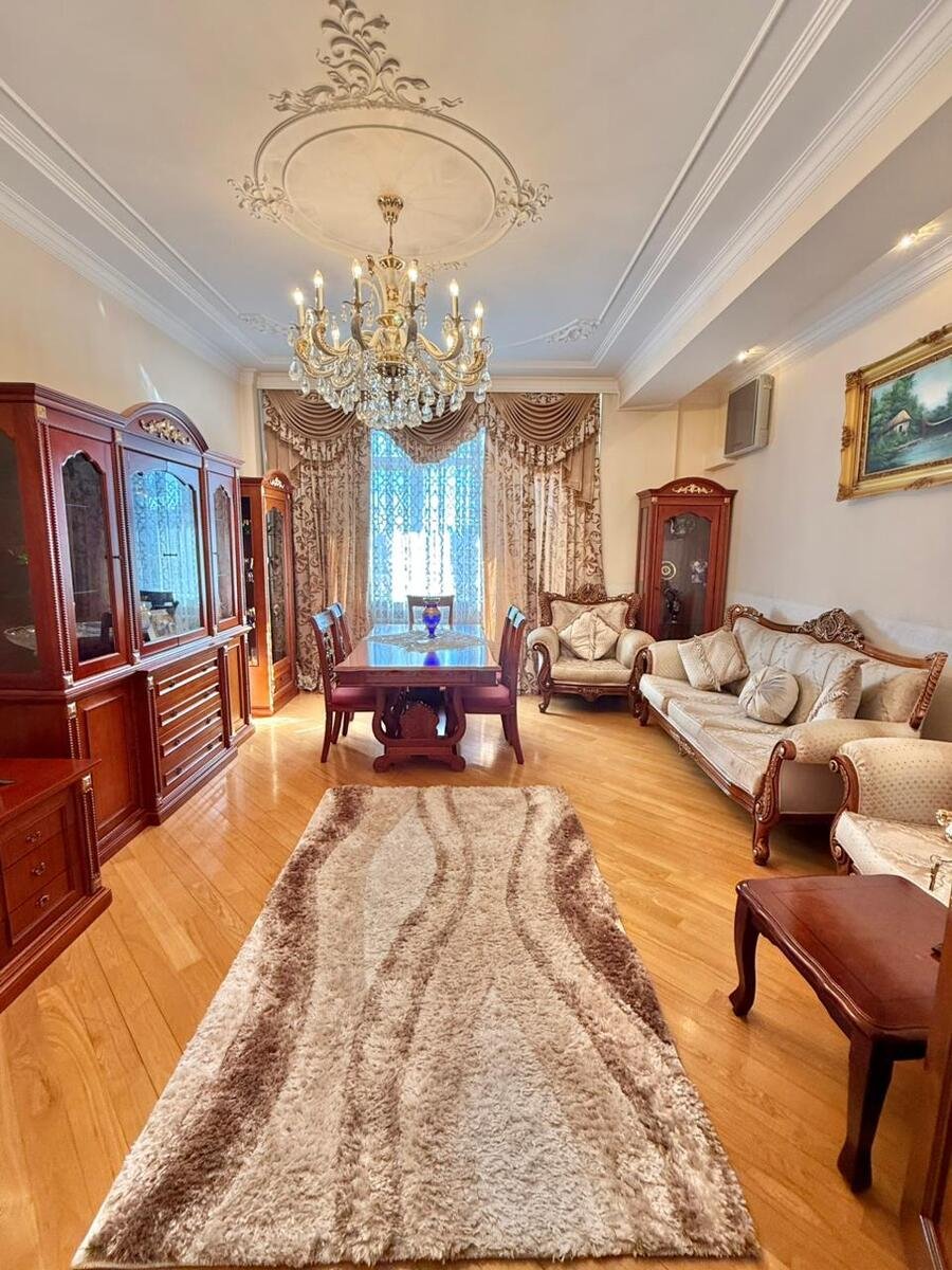 Satılır 2 otaqlı yeni tikili, 110 m², Gənclik m.-1