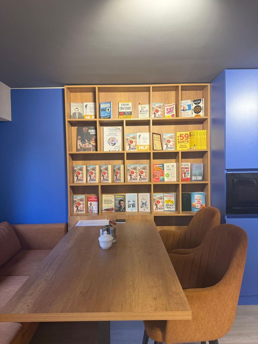 165 kv.m. obyekt icarəyə verilir, Memar Əcəmi m.-7