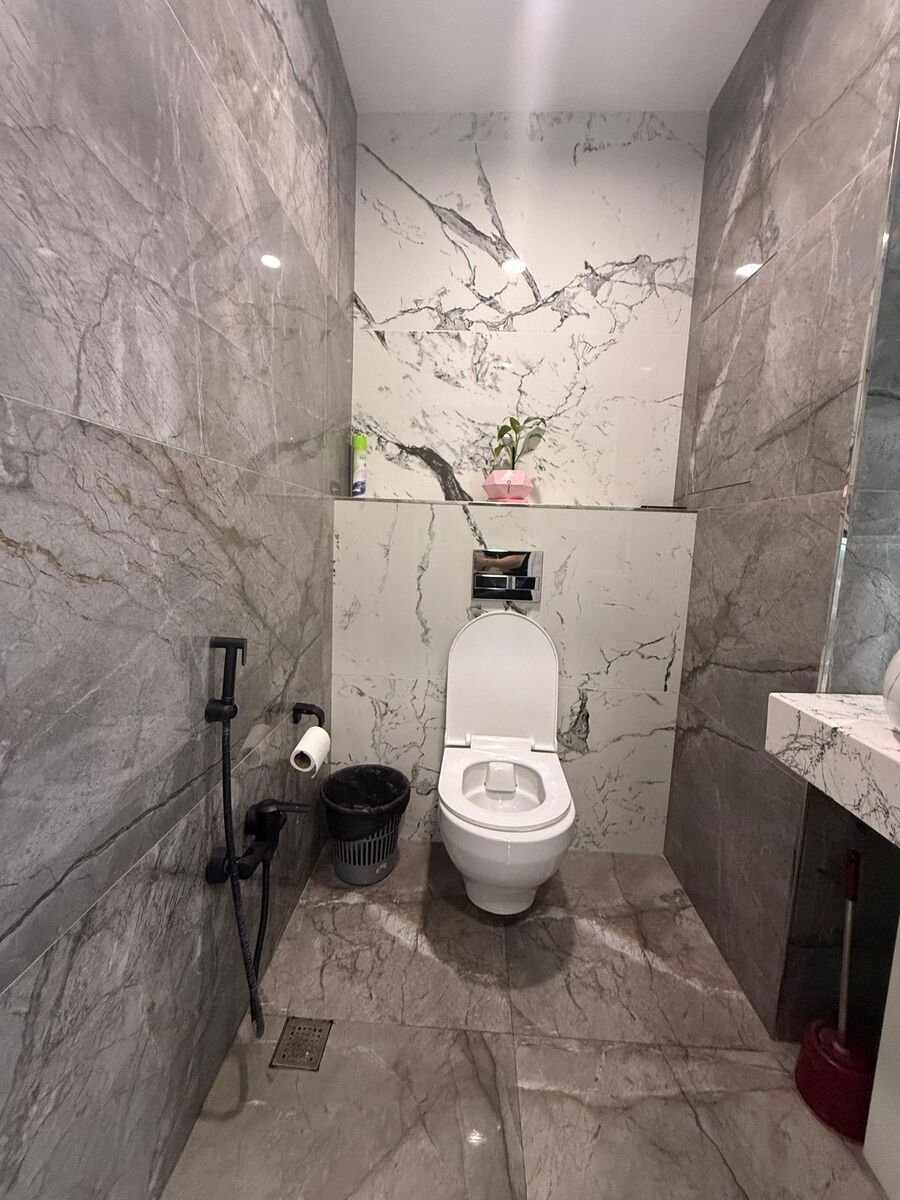 165 kv.m. obyekt icarəyə verilir, Memar Əcəmi m.-24