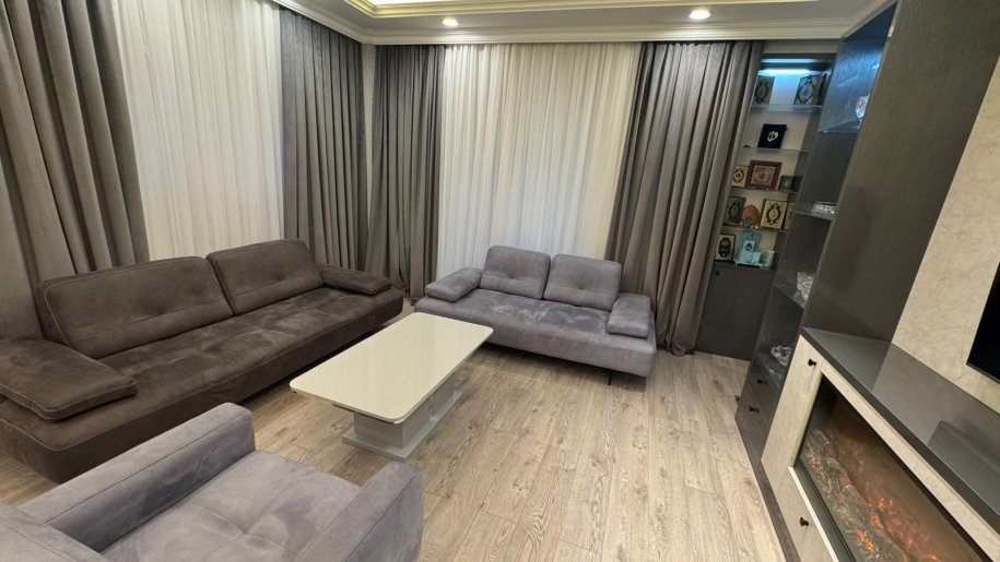 Satılır 4 otaqlı yeni tikili, 179 m², 8 noyabr-3