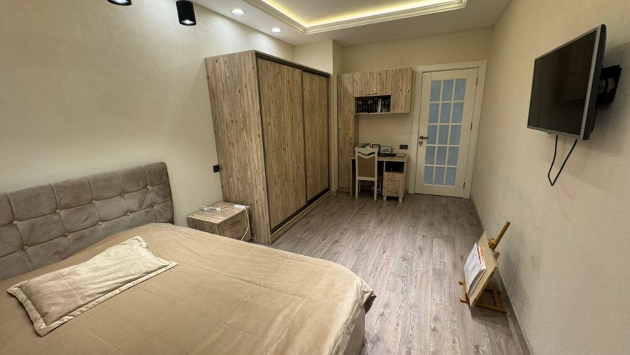 Satılır 4 otaqlı yeni tikili, 179 m², 8 noyabr-7