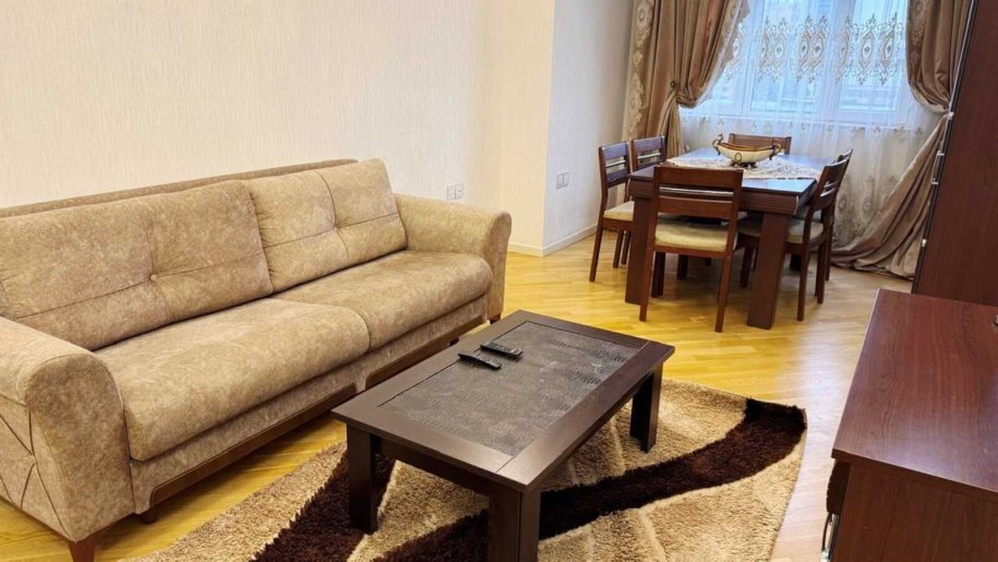 Kirayə verilir 3 otaqlı köhnə tikili, 85 m², Azadlıq Prospekti m.-2