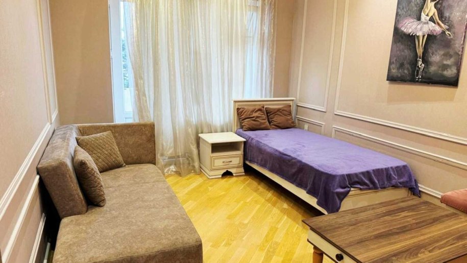 Kirayə verilir 3 otaqlı köhnə tikili, 85 m², Azadlıq Prospekti m.-6