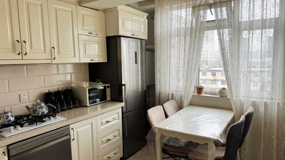 Kirayə verilir 3 otaqlı köhnə tikili, 85 m², Azadlıq Prospekti m.-11