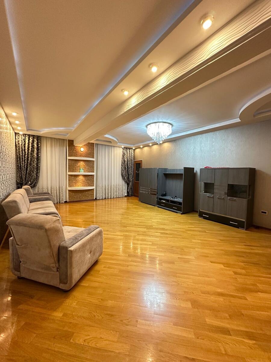 Kirayə verilir 3 otaqlı yeni tikili, 135 m², Xətai m.-5