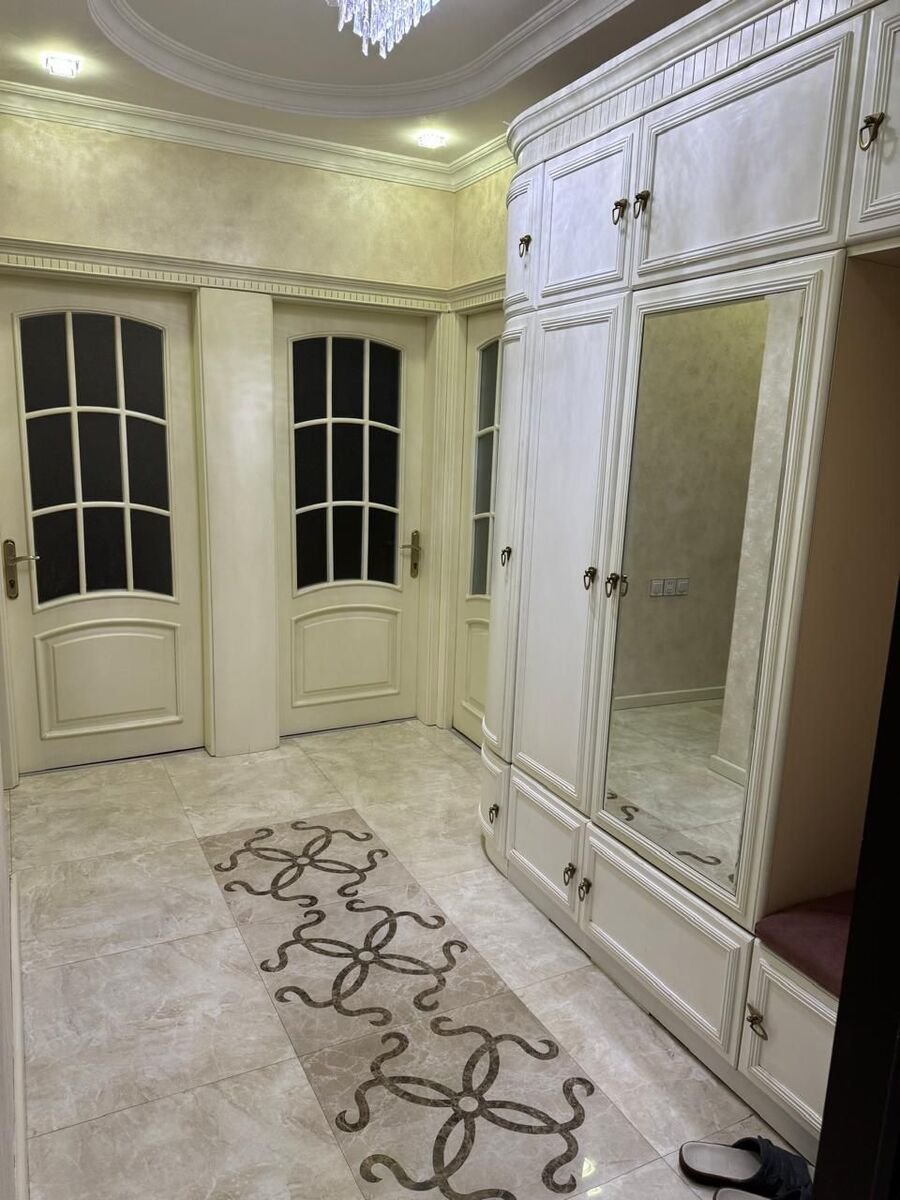 Kirayə verilir 3 otaqlı köhnə tikili, 85 m², Azadlıq Prospekti m.-10