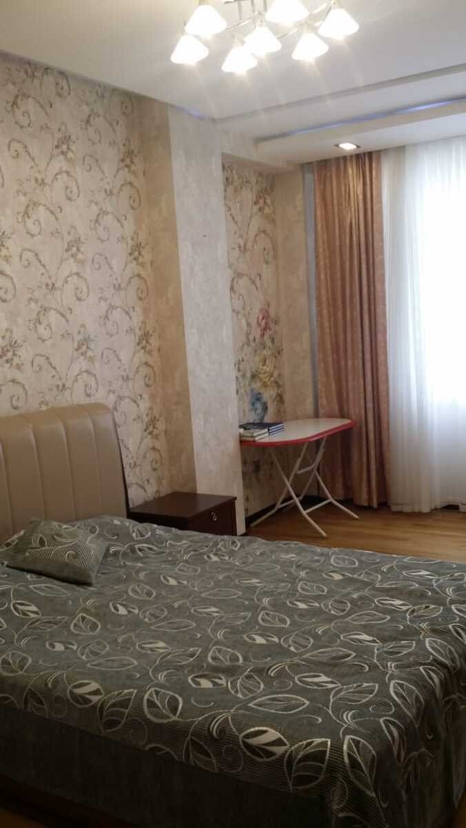 Kirayə verilir 4 otaqlı yeni tikili, 178 m², 28 May m.-15