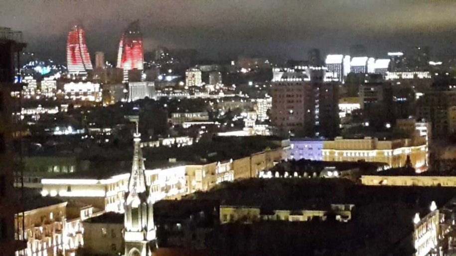 Kirayə verilir 4 otaqlı yeni tikili, 178 m², 28 May m.-25