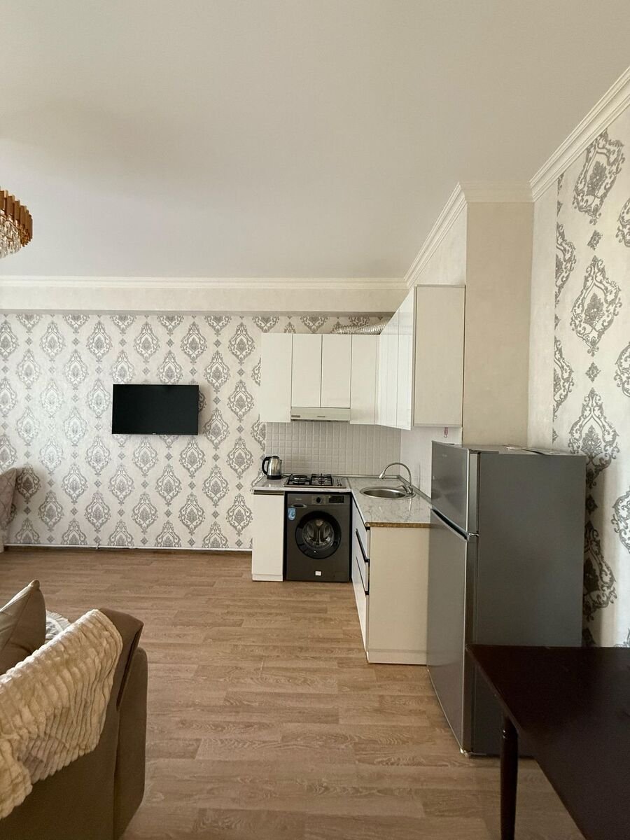 Kirayə verilir 1 otaqlı yeni tikili, 40 m², 28 May m.-6