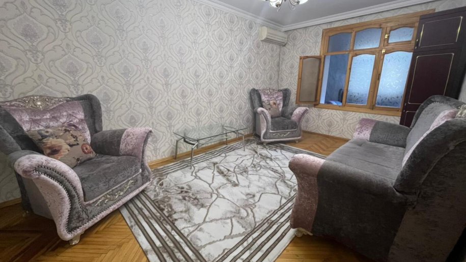 Kirayə verilir 3 otaqlı köhnə tikili, 65 m², Gənclik m.-11