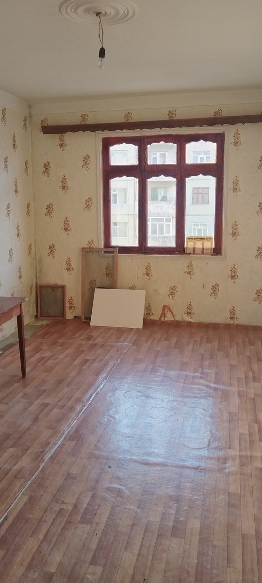 Satılır 5 otaqlı köhnə tikili, 115 m², Lökbatan-9