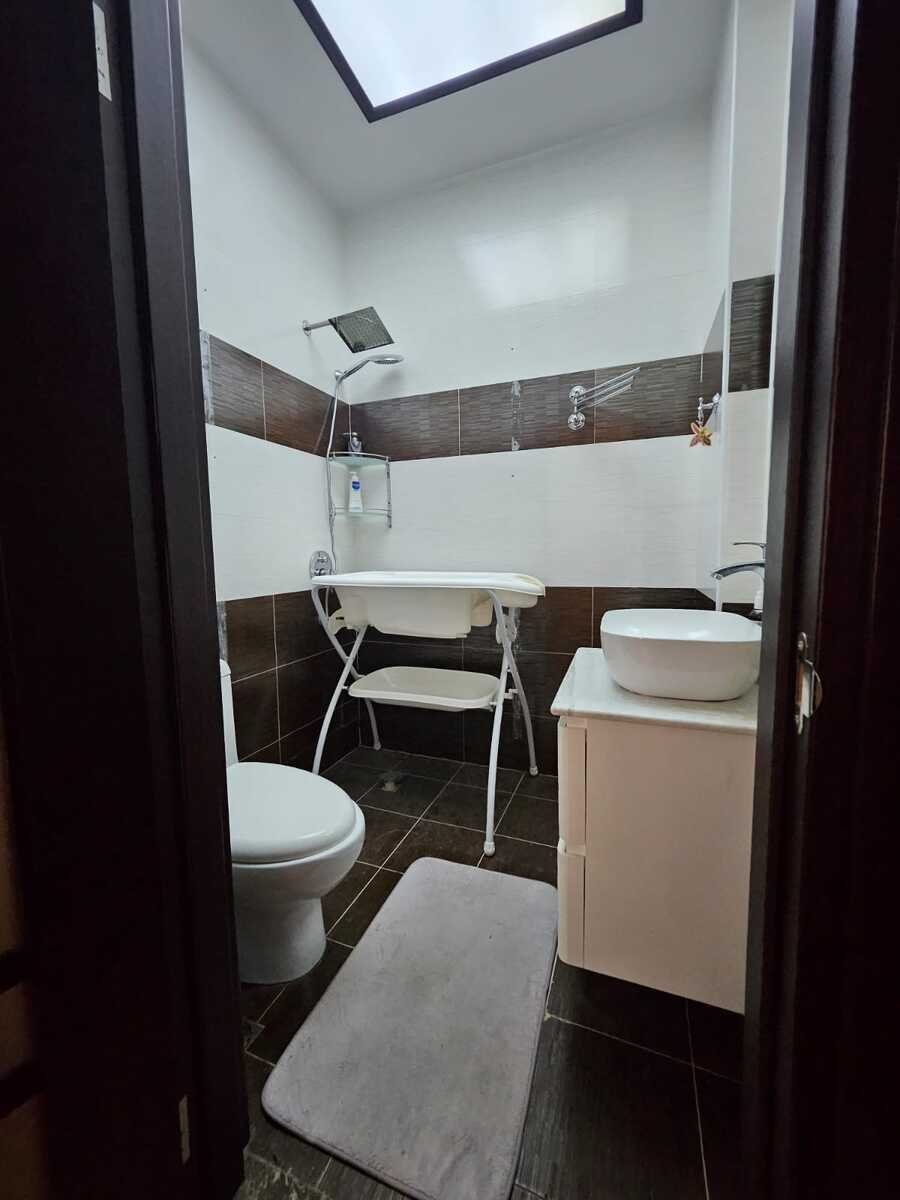 Kirayə verilir 3 otaqlı yeni tikili, 140 m², 8 noyabr-7