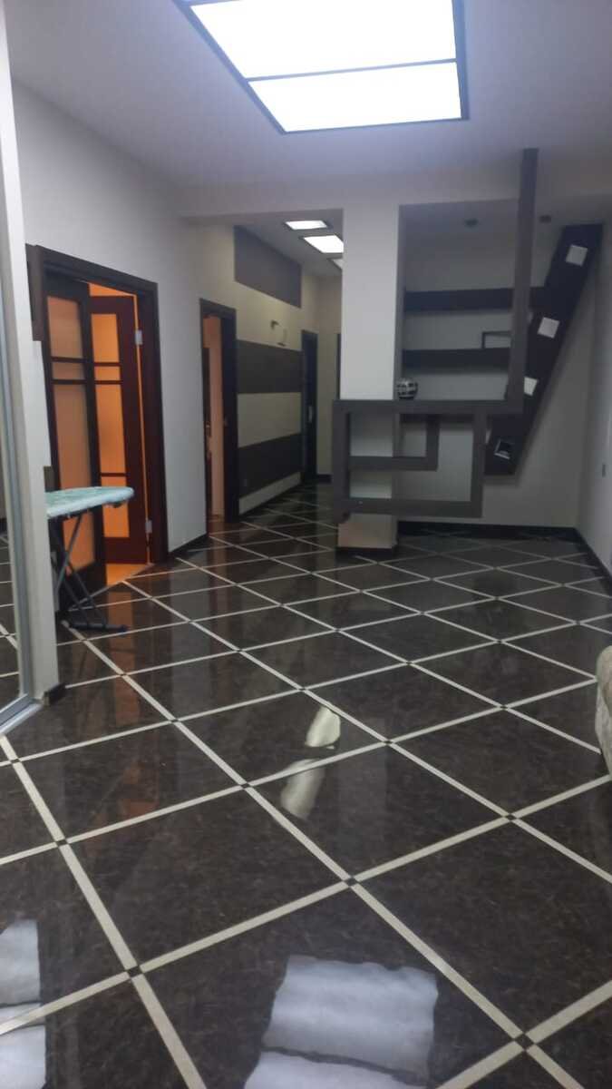 Kirayə verilir 3 otaqlı yeni tikili, 140 m², 8 noyabr-10