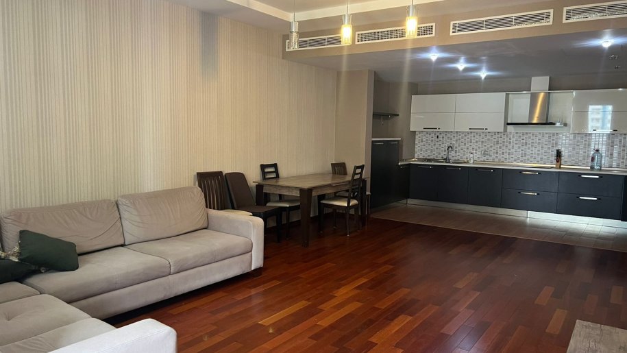 Kirayə verilir 4 otaqlı yeni tikili, 180 m², 28 May m.-3